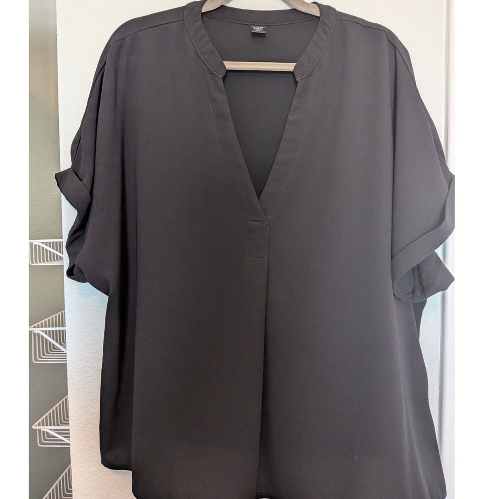 Shein Curve Womens Black V-Neck Short Sleeve Cuffed Blouse Top Plus Size 2XL